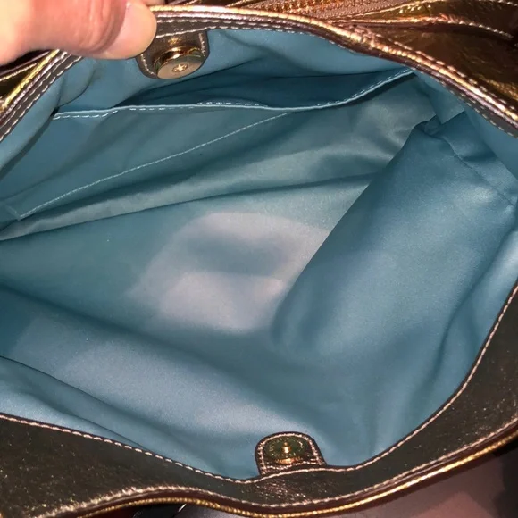 EUC Coach Maggie Antique Soft patent leather purse - Picture 14 of 16